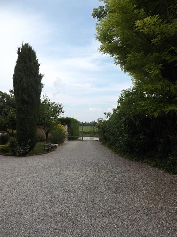 B&B Ai Tre Confini Monzambano Luaran gambar