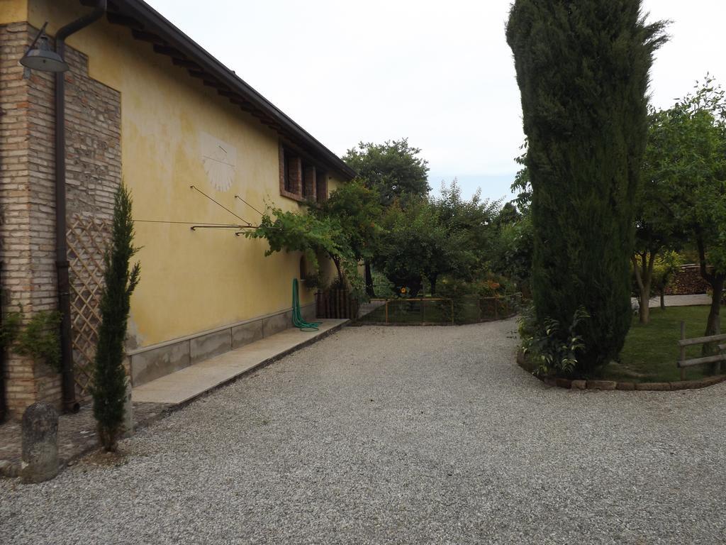 B&B Ai Tre Confini Monzambano Luaran gambar